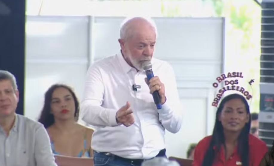Lula diz que 'ninguém pode proibir' pesquisa sobre petróleo na Foz do Amazonas