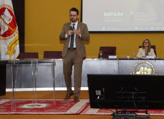 MPAM discute estratégias de combate à violência doméstica e acesso à educação infantil