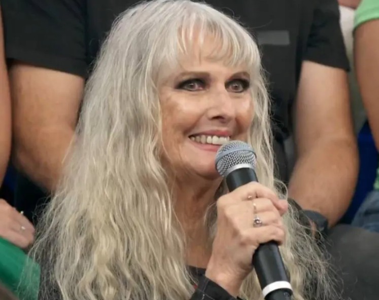 Cantora Lilian, dona do hit "Sou Rebelde", morre aos 76 anos