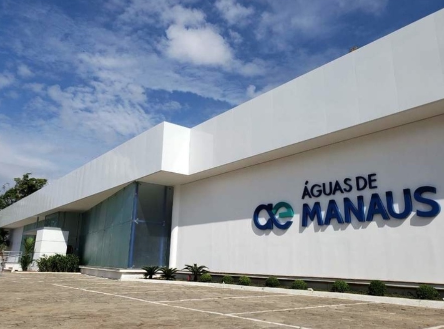 Águas de Manaus deve indenizar após inspeção que não detectou vazamento em calçada