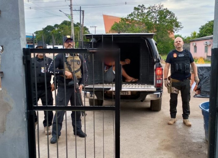 Professor de jiu-jítsu é preso suspeito de aliciar e ameaçar alunas em Novo Airão