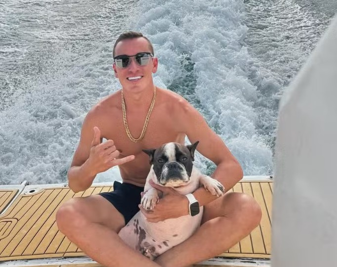 'Rei do Mar' que ajudou a resgatar animais na enchente do RS morre em acidente aquático