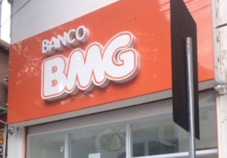 Justiça do Amazonas extingue ação contra Banco BMG e pune advogada por prática irregular