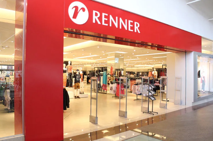 Renner é condenada por abordagem humilhante de consumidora em shopping de Manaus