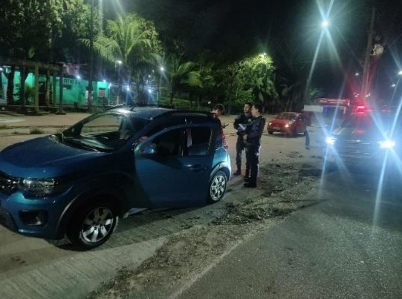 Idoso de 87 anos é sequestrado e obrigado a dirigir para criminosos em Manaus