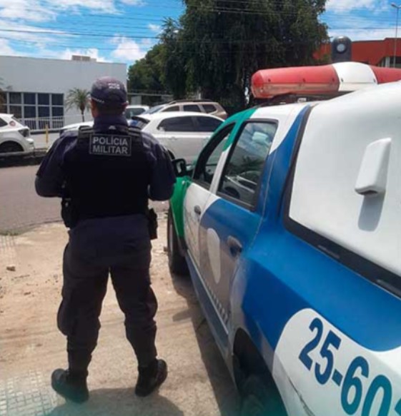 Foragido é preso ao tentar fugir ao ver viatura da Rocam no Nova Floresta