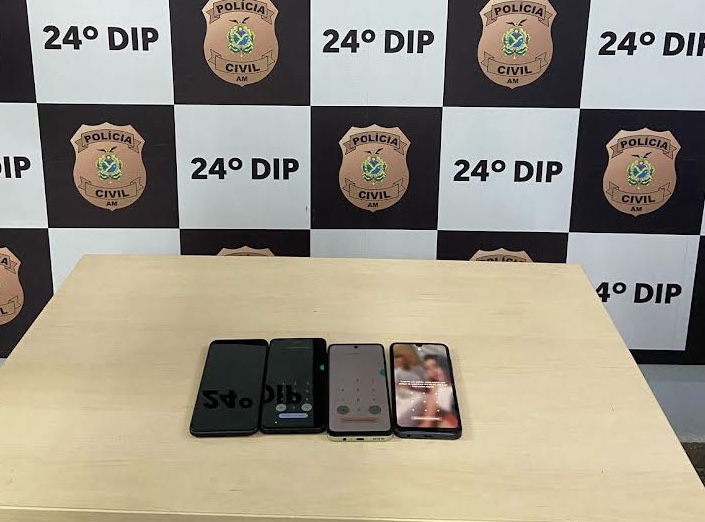 Ladrão sorrateiro é preso após "sumir" com celulares de passageiros de ônibus em Manaus