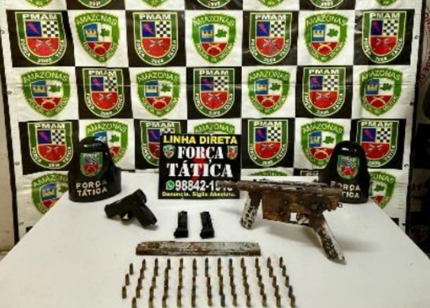 Polícia apreende submetralhadora e munições em esconderijo de facção no Iranduba