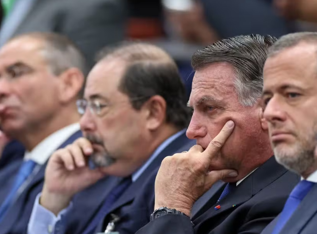 Bolsonaro foi o 'presidente mais investigado da história do Brasil'; veja argumentos da defesa