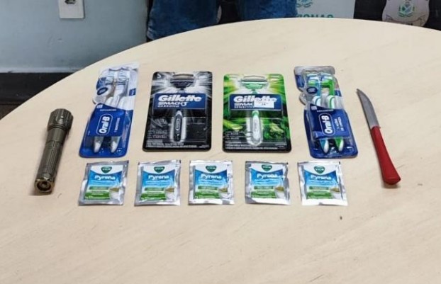 Foragido condenado por roubo é preso após furtar drogaria no Crespo