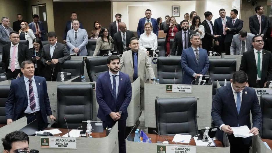 Câmara de Manaus aprova reajuste salarial para servidores da prefeitura