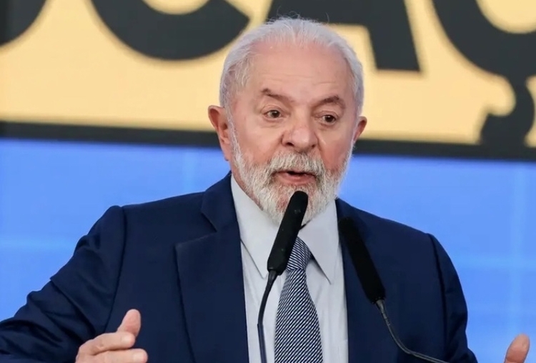Lula sanciona lei que torna permanente a Política Nacional Aldir Blanc