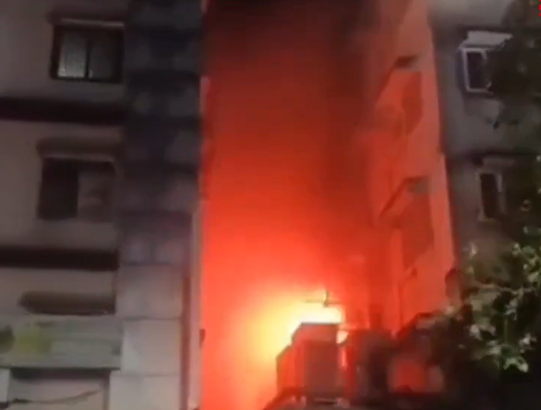 Incêndio em hotel mata 15 pessoas na Índia; mulher se jogou para escapar