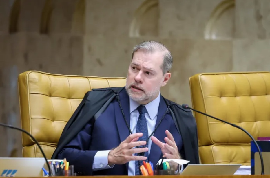 STJ afasta improbidade de ex-presidente do TRT11 e STF reconhece perda de objeto de recursos