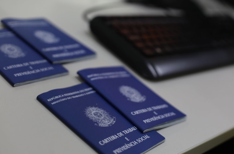 Agente de portaria, soldador e mais: veja mais 300 vagas de emprego no Sine Manaus