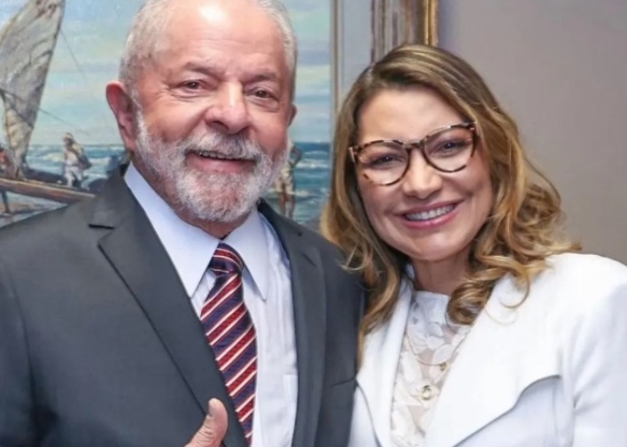 Janja defende regulação de redes e cita episódio com Xi: 'Não há protocolo que faça me calar'