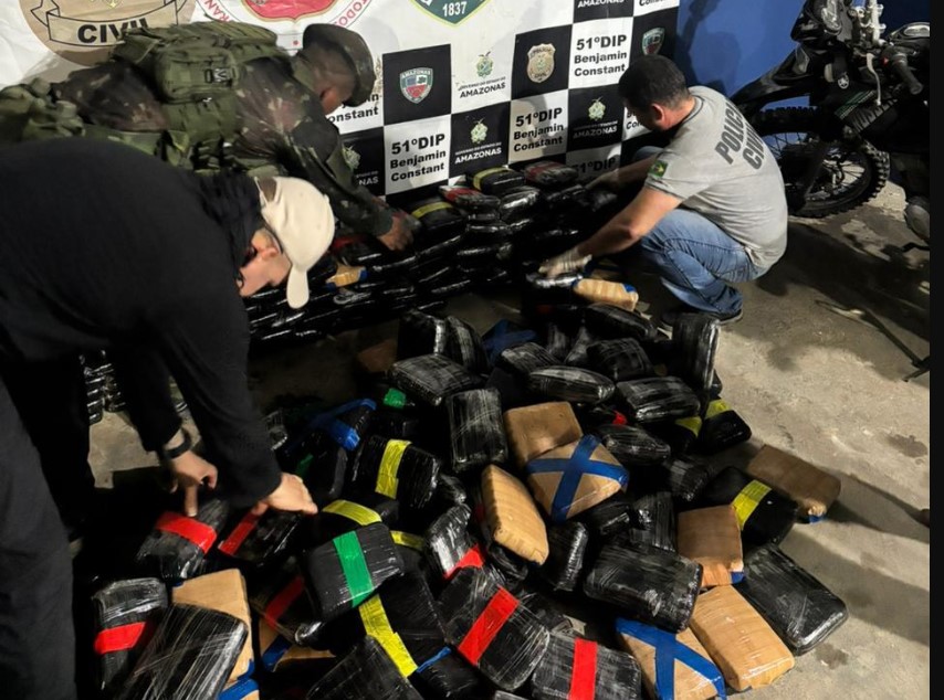 Operação Ágata apreende 226 kg de drogas em embarcação próximo ao Vale do Javari