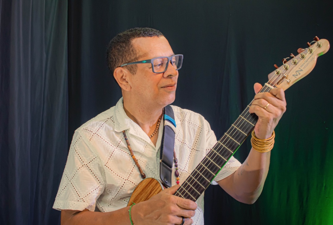 Teatro Amazonas recebe show que celebra cultura manauara com música e poesia