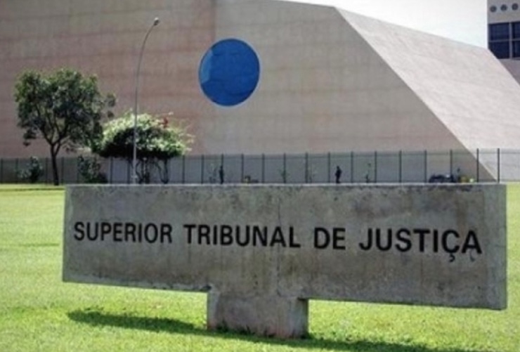 STJ decide que transferir preso entre estados exige aval do juízo de destino