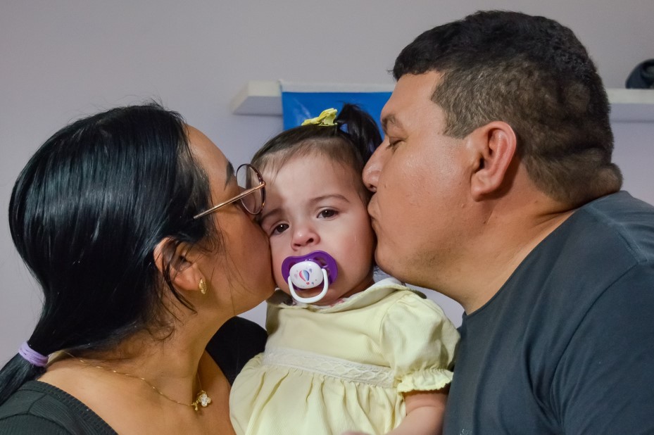 Paciente da primeira cirurgia cardíaca por teleorientação, bebê recebe alta em Manaus