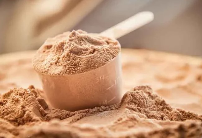 Anvisa manda recolher lote de Whey Protein: ‘risco à saúde’