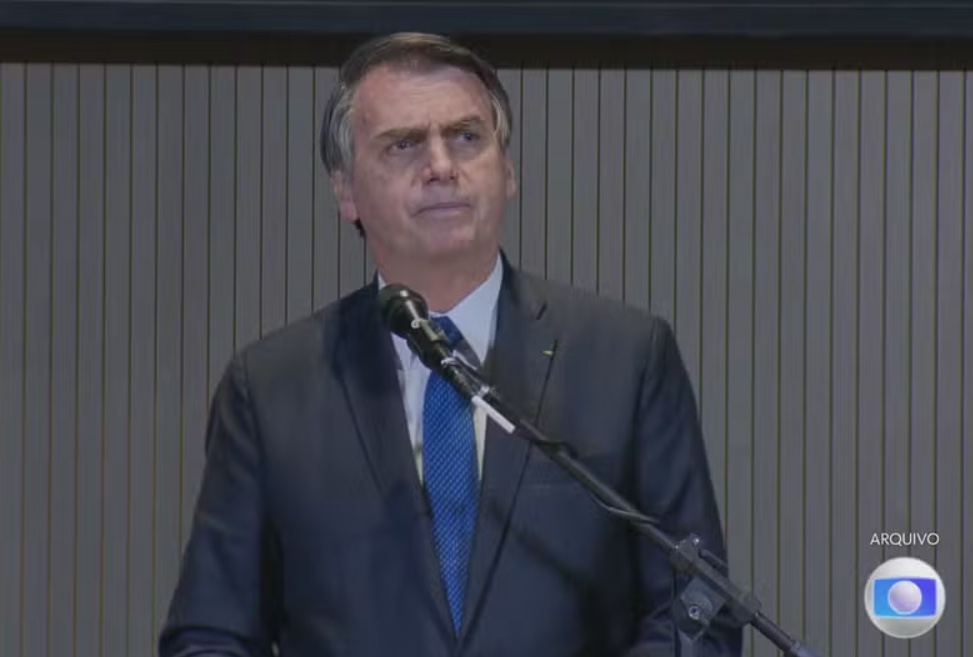 Moraes rejeita pedido de Bolsonaro para suspender processo da trama golpista
