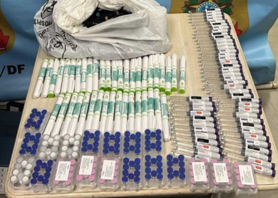 Passageiro é preso em aeroporto após sair de Manaus com 91 canetas para emagrecimento