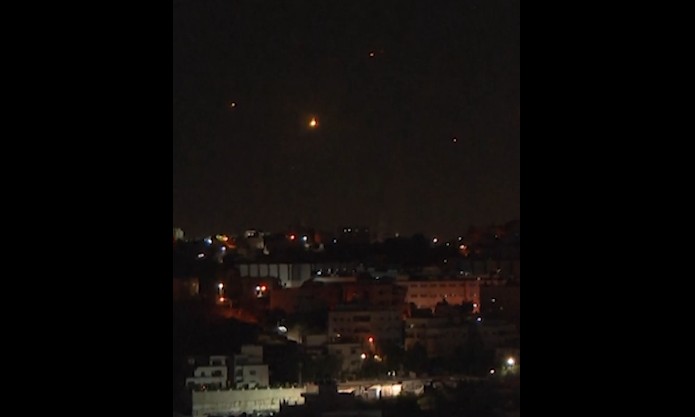 Conflito entre Israel e Irã chega ao 9º dia sem sinal de cessar-fogo