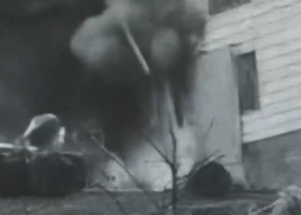 Líder do Irã cobra mais apoio de Putin após Israel atacar 'coração do Teerã'