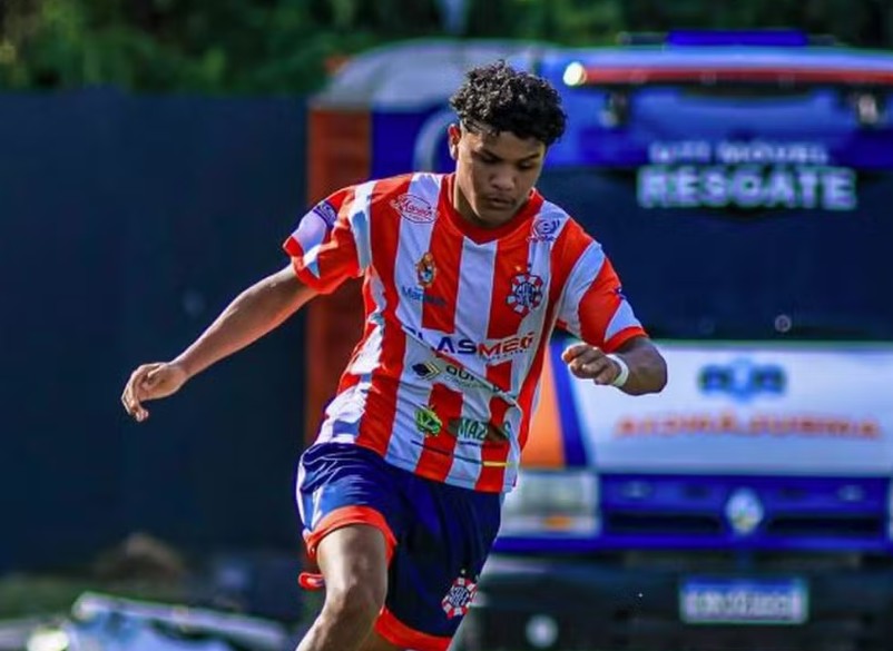 Motociclista morto em acidente na Compensa era jogador da base do Sul América-AM