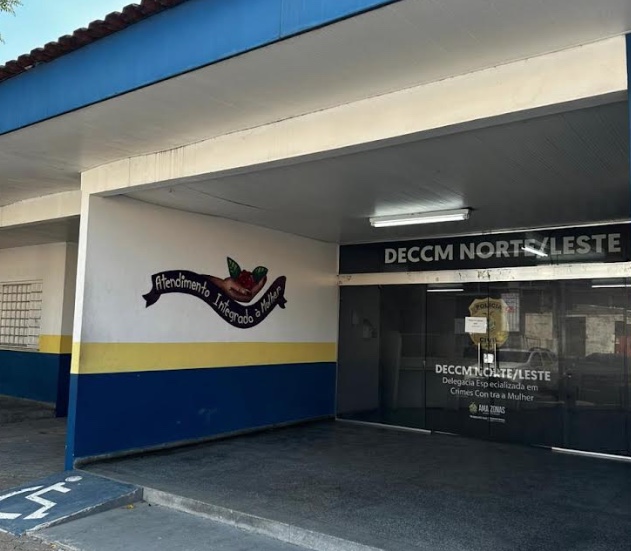 Ex é preso por quebrar braço de mulher que tentou se defender de agressão em Manaus