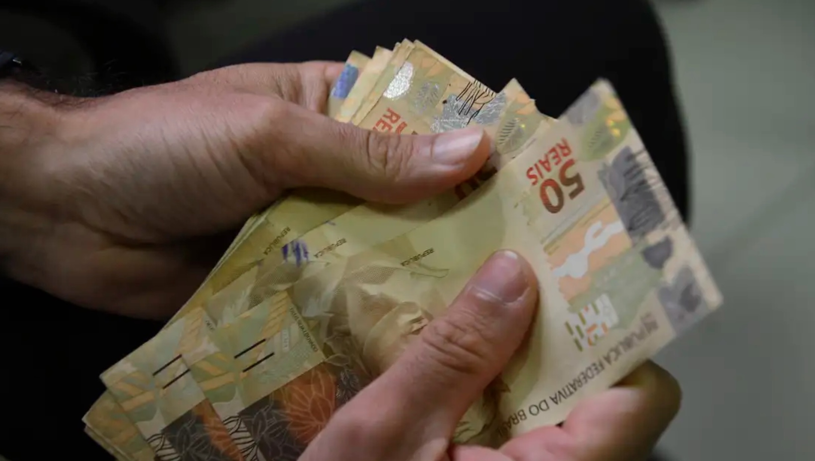 Justiça condena banco a pagar R$ 20 mil por fraude em empréstimo no Amazonas