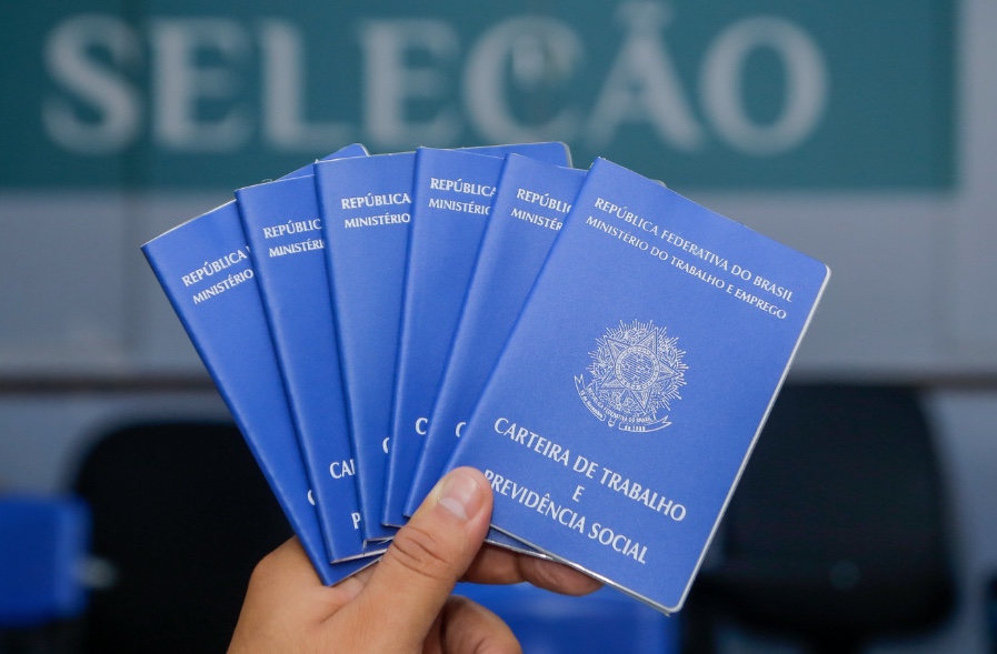 Pintor, motorista e mais: confira 334 vagas de emprego no Sine Manaus nesta quinta-feira