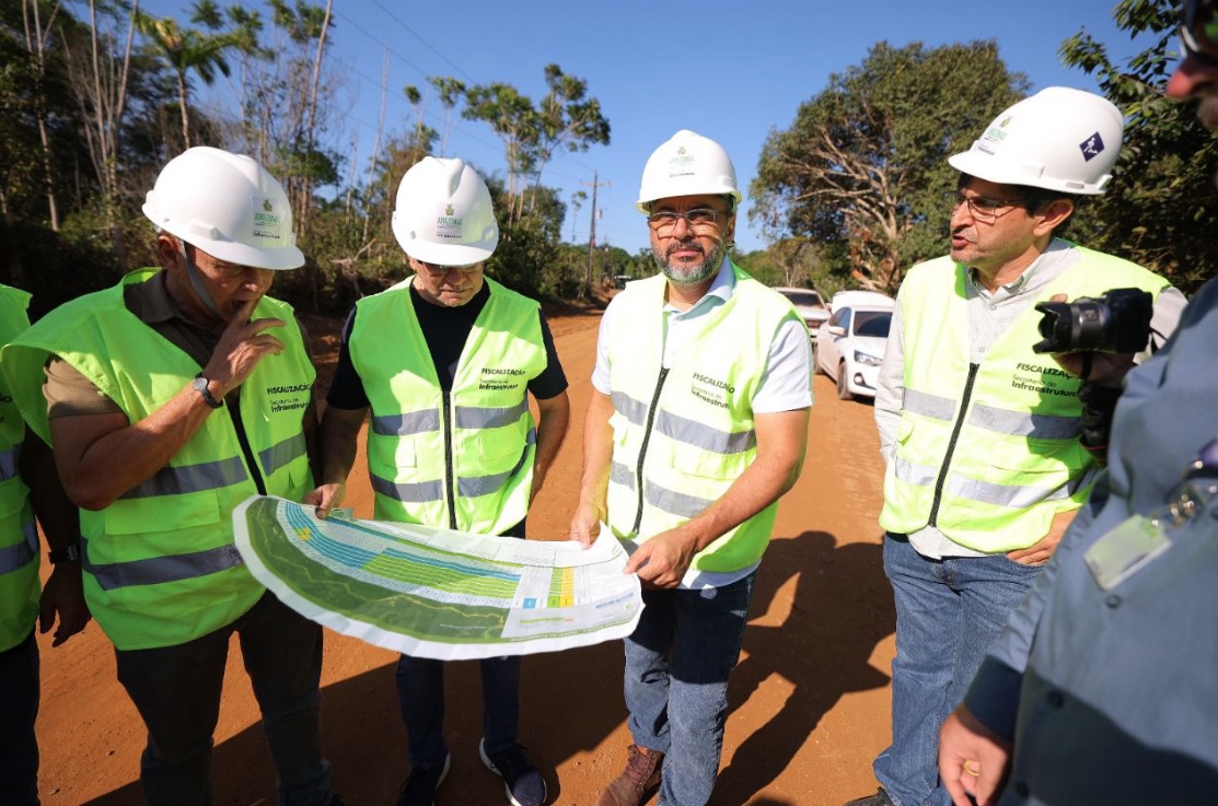 Governo do Amazonas entrega equipamentos e incentivos a mais de mil famílias rurais  