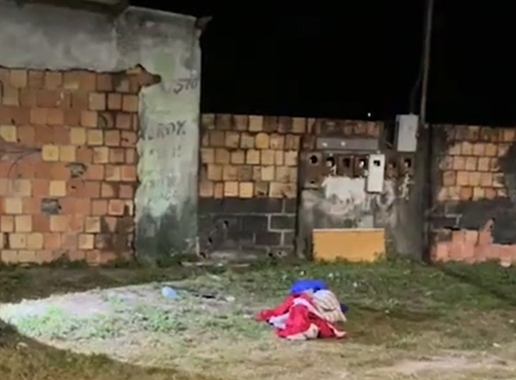 Homem é achado morto com bilhete misterioso no Colônia Terra Nova