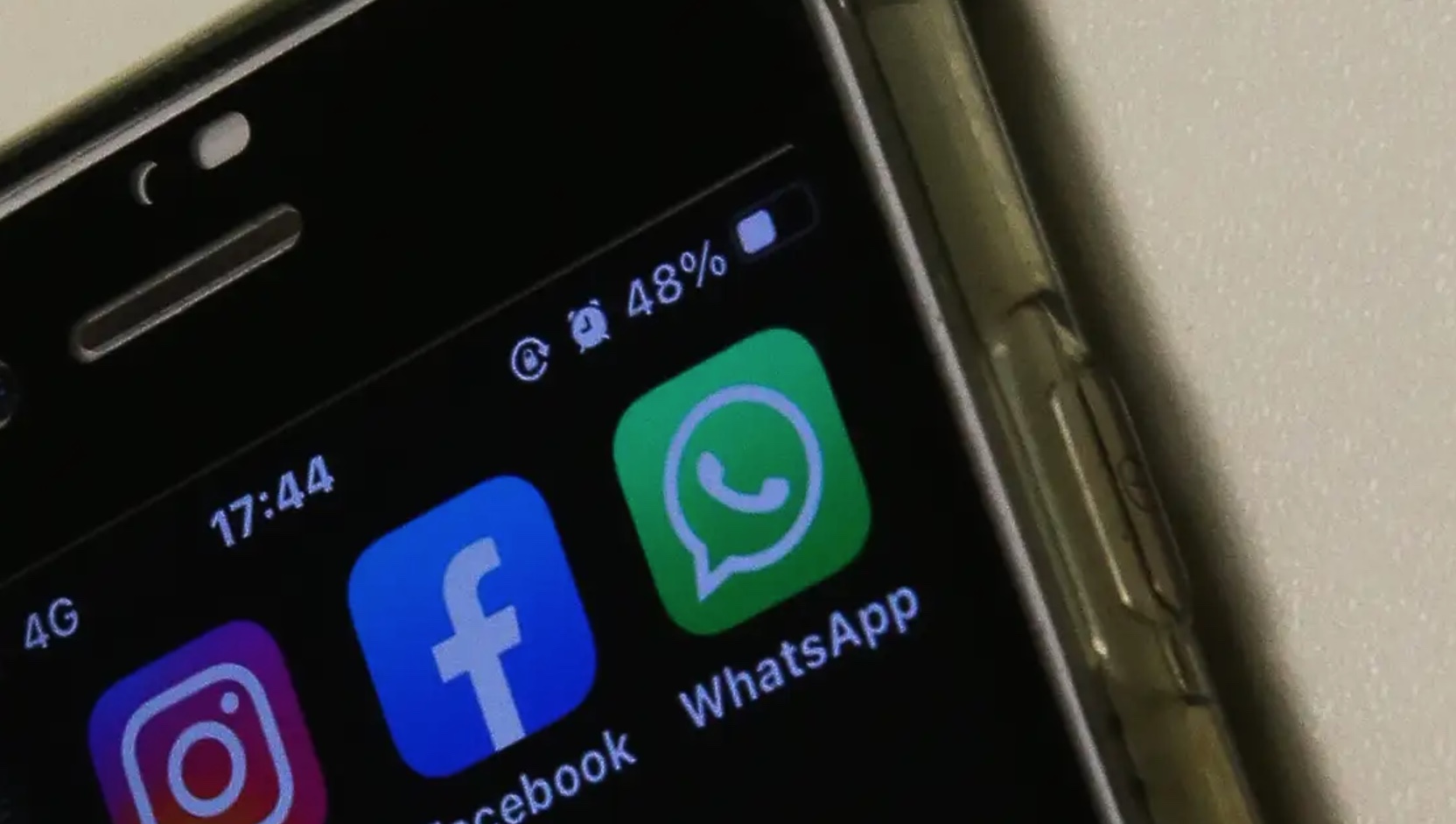 Governo propõe bloqueio temporário de redes sociais por conteúdo infantil ilegal