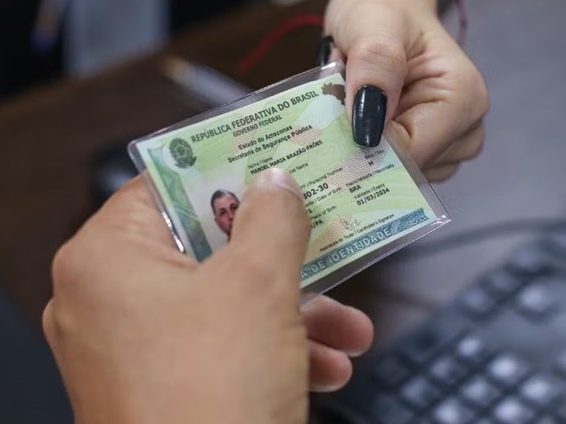 Mutirão distribui mais de 3 mil senhas para a nova identidade em Manaus nesta quarta