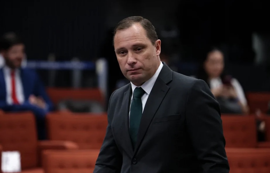 Defesa de Mauro Cid afirma que pena já foi cumprida e solicita fim de medidas ao STF