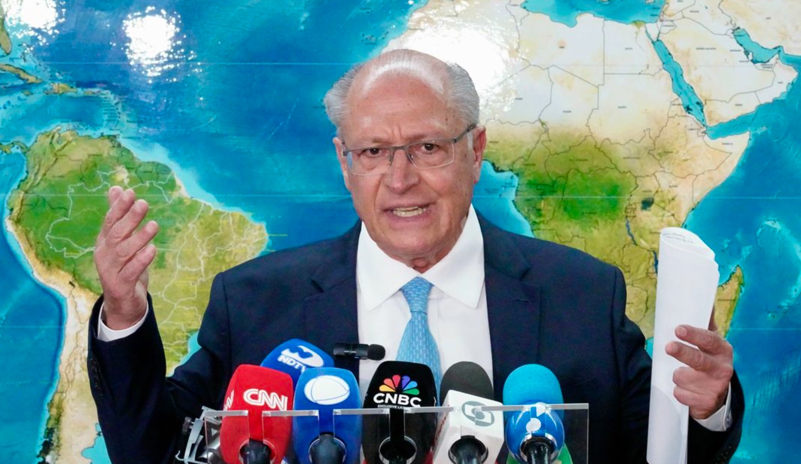 Alckmin vê "boa química" entre Lula e Trump como caminho para solução do tarifaço