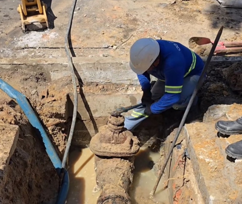 Águas de Manaus é multada por recusar dar informações sobre tratamento de esgoto