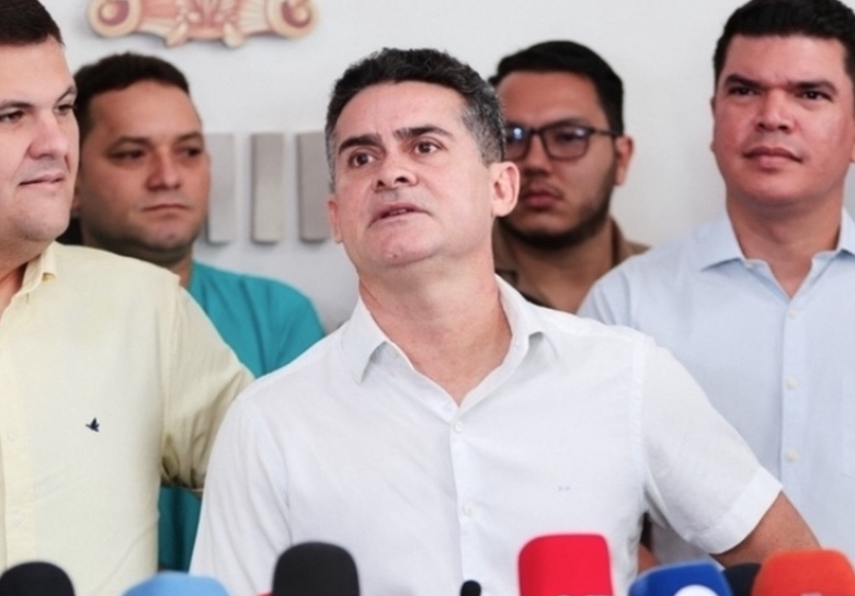 David diz que União, Prefeitura e Estado devem dividir custos da retirada de flutuantes no Tarumã