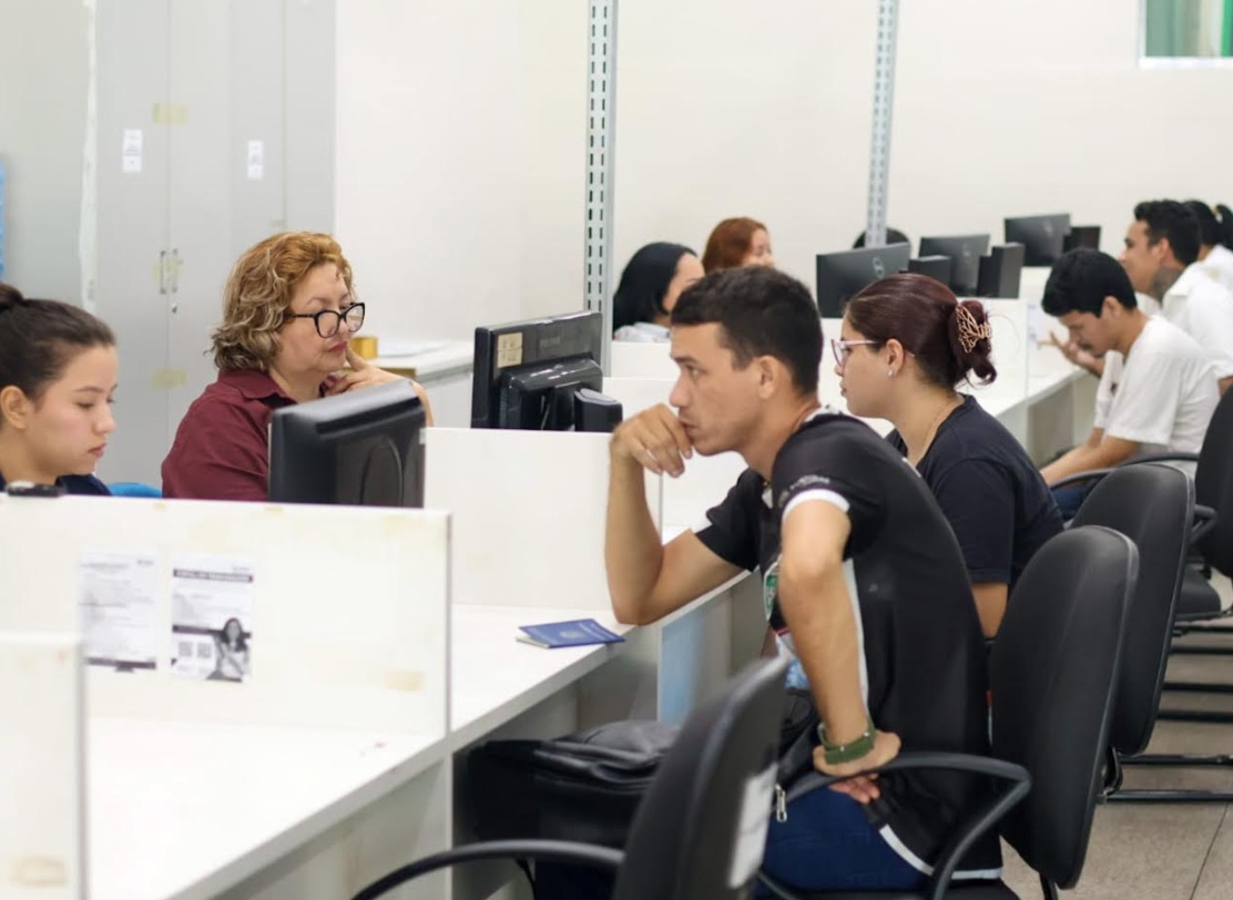 Agente de portaria, repositor e mais: Sine Amazonas abre mais de 110 vagas; confira