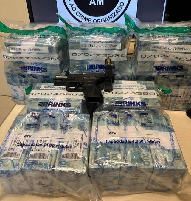 Operação prende suspeitos e apreende R$ 2,5 milhões em dinheiro vivo em Manaus