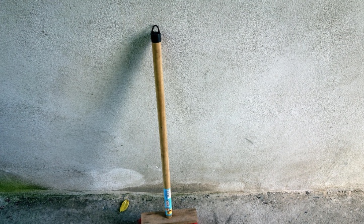 Homem é preso em Manaus após espancar ex-companheira com cabo de vassoura