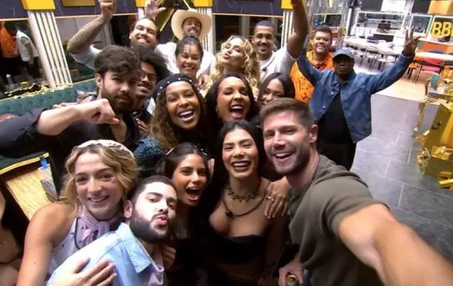 Choro, confusão e convite polêmico: 1ª festa do líder do BBB26 agita madrugada