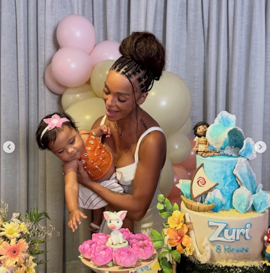 Zuri, filha de Ludmilla e Brunna completa 8 meses e encanta fãs na internet