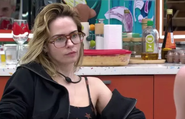 Ana Paula promete vingança caso Maxiane a indique ao Paredão do BBB26