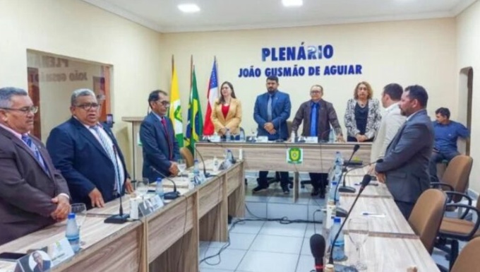 Justiça Eleitoral manda substituir mais da metade dos vereadores de Manaquiri após cassação