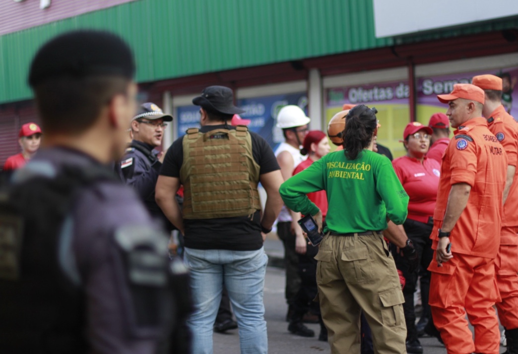 Fiscalização flagra crianças em blocos proibidos e notifica eventos em Manaus