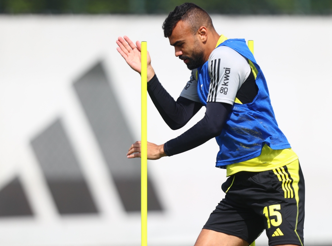 Flamengo vê 'clima de adeus' por Fabrício Bruno; Ortiz é favorito à vaga